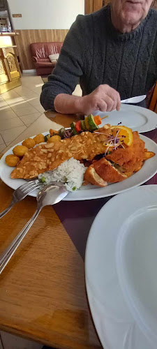 Várpalota, Péti út 2, 8100