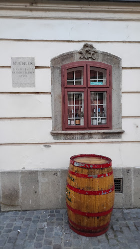 Opinii despre Borkereskedés în Eger - Vendéglátás