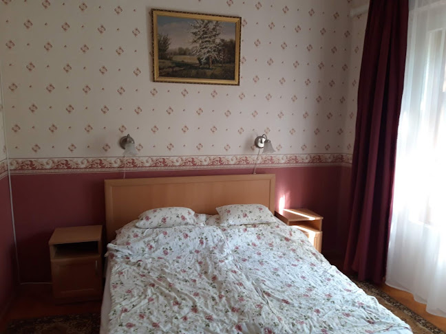 Emma Vendeghaz - Vendéglátás