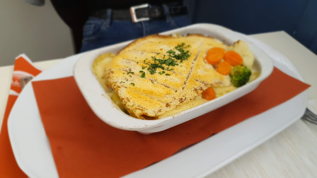 Comentarii opinii despre Creppy PalacsintaHáz Étterem & Center Miskolc