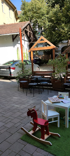 Manooka Kávézó - Eger