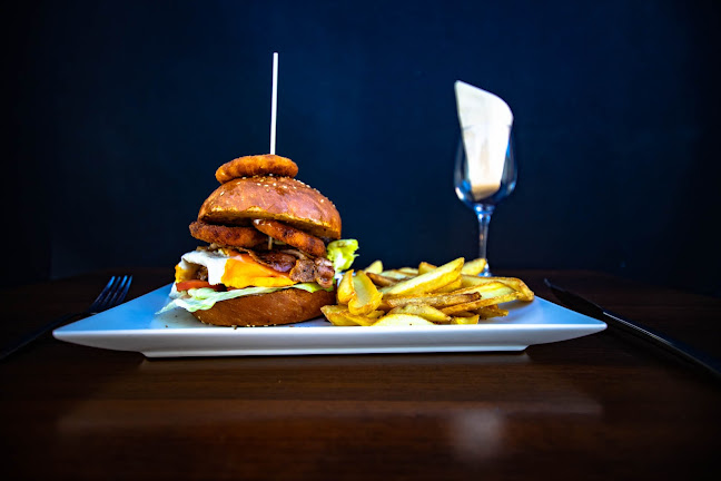 Tisza Terasz - Vendéglátás