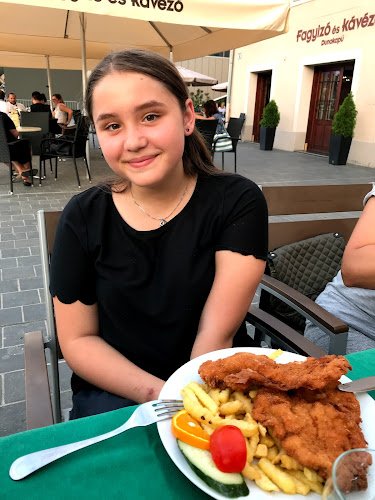 Győr, Káposztás köz 1, 9022