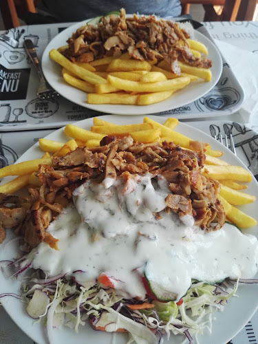 Gyros Tanya & Burger bár - Vendéglátás