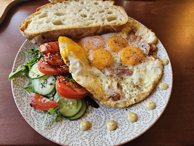 Opinii despre Napsütötte Sütöde în Dunakeszi - Vendéglátás