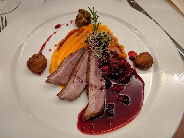 Opinii despre Carmen Étterem în Győr - Vendéglátás