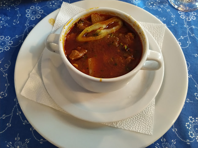 Karikás Csárda - Vendéglátás