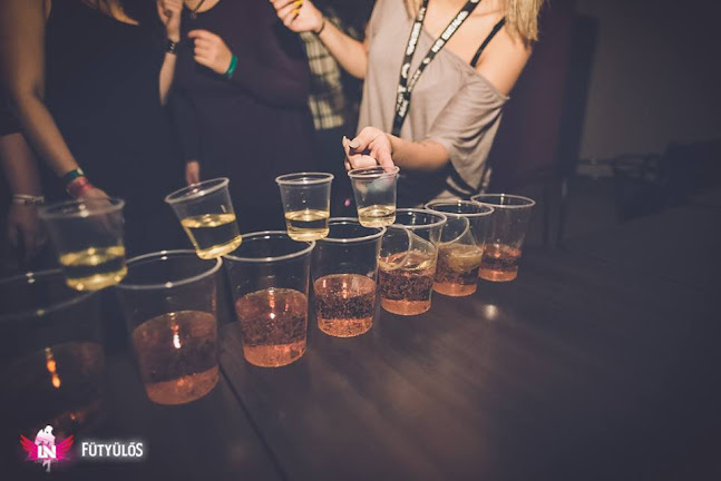 Comentarii opinii despre Kinizsi Africafe Klub