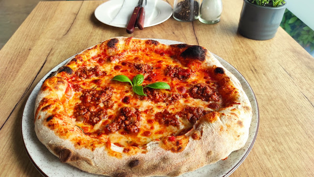 Opinii despre Grano - Pizza & Pasta & Salad în Pécs - Vendéglátás