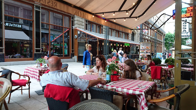 Budapest, Kígyó u. 4-6, 1052