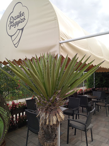 parkolótól, Tihany Pisky sétány 7 // 2 perc sétára a, 8237