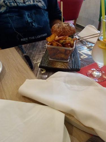 Pipacs Étterem Eger-Almár - Vendéglátás