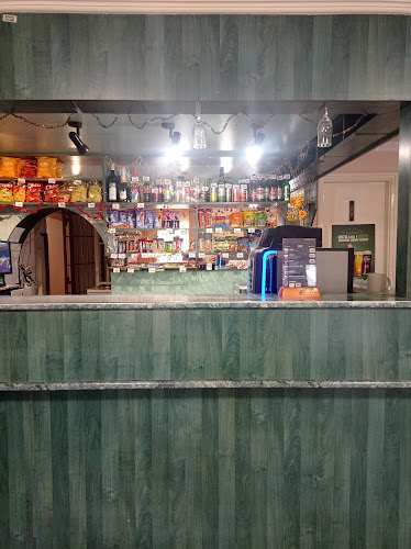 Kék Cápa Söröző