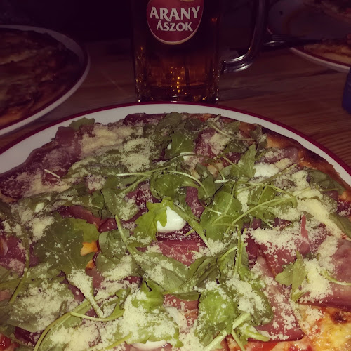 Szoki Pizzéria - Vendéglátás