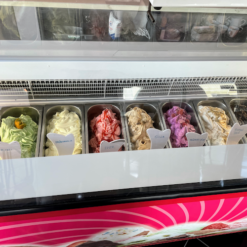 Opinii despre Cake Land în Pereszteg - Vendéglátás