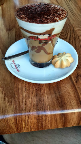 Opinii despre Akademia Italia Budapest în Budapest - Vendéglátás