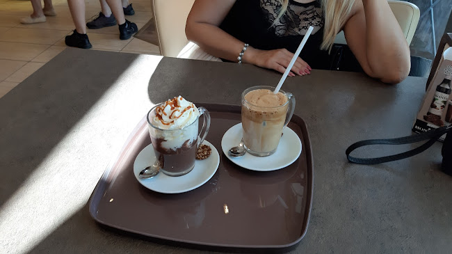 Wolf Pékség és Cukrászda - Budapest