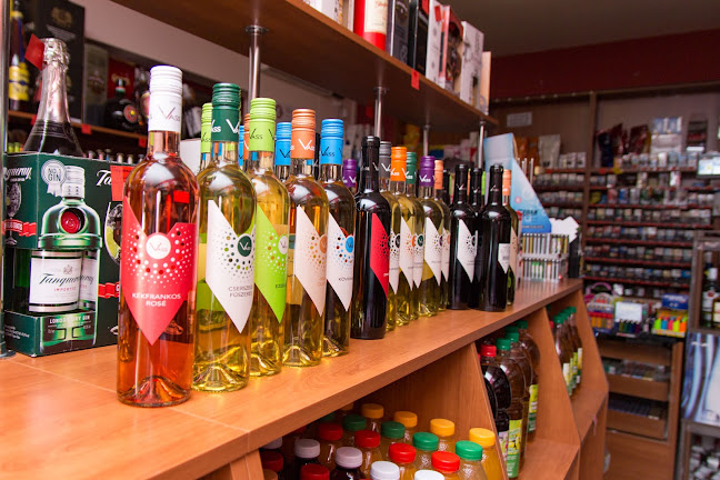 Vass Italbolt és Trafik - Vendéglátás