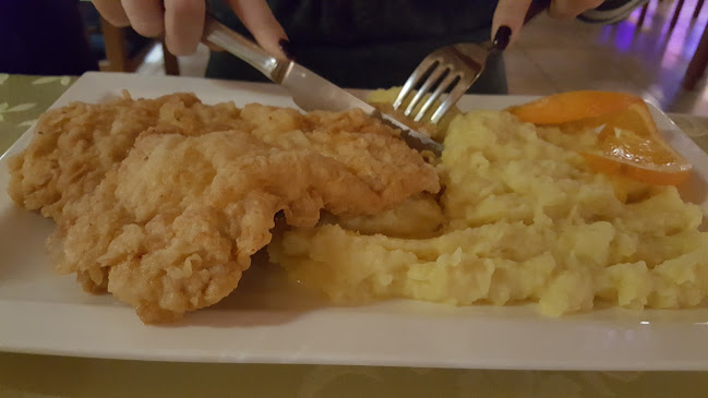 Comentarii opinii despre Santos Étterem és Panzió