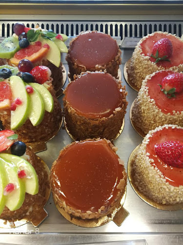 Opinii despre Maya Cukrászda în Balatonalmádi - Vendéglátás