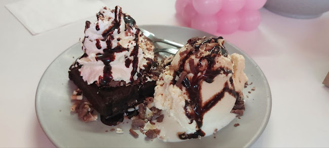 Marshmallows Fagyizó - Vendéglátás