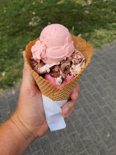 Opinii despre Nyaloda.hu fagyizó în Budapest - Vendéglátás