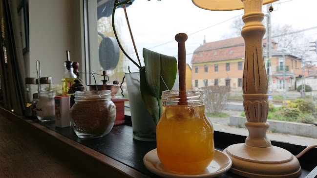 Csillaghegyi Megálló Sütöde & Tejbisztró