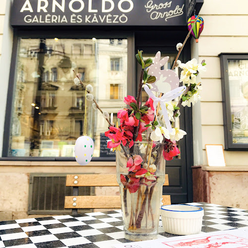 Gross Arnold galéria és kávézó - Budapest
