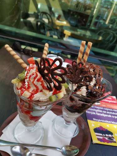 Opinii despre Horváth Cukrászda în Budapest - Vendéglátás