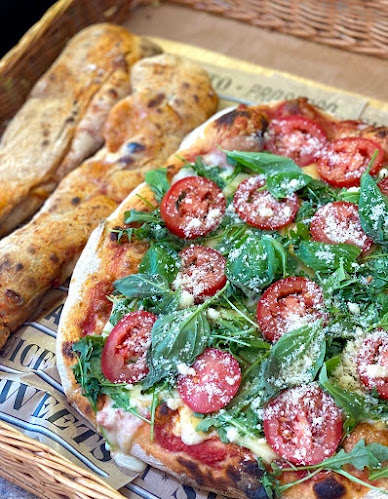 Delizia Gourmet & More - Pizzeria - Restaurant - Budapest