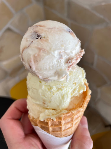 Opinii despre Rákóczi Fagyizó în Ózd - Vendéglátás