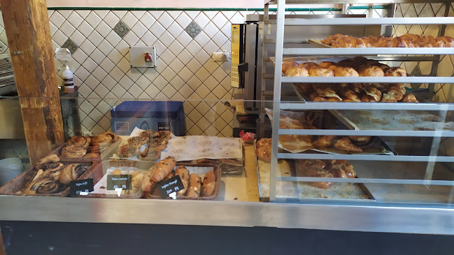 Comentarii opinii despre Pékműhely