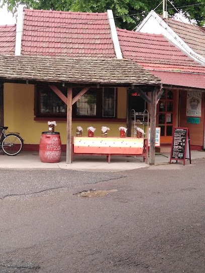 Piac savanyúsàg üzlet