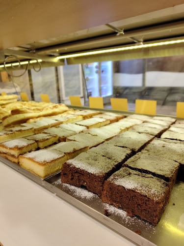 Comentarii opinii despre Albán pékség pizzéria