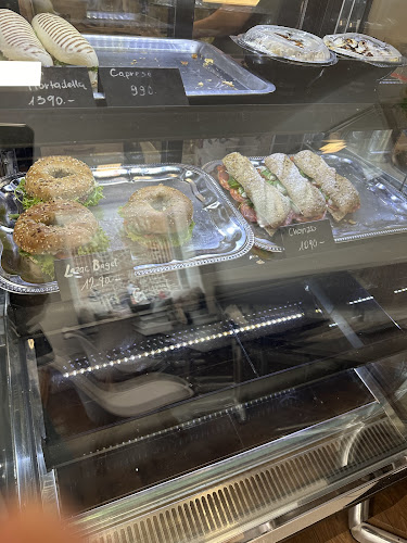 Comentarii opinii despre Pöttyös Bögre Bisztró