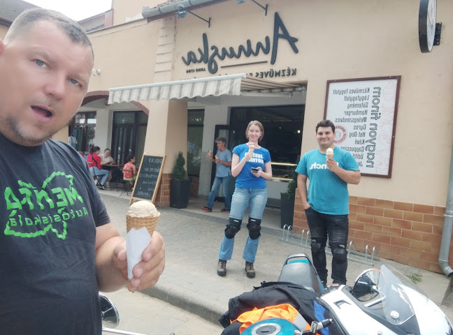 Annuska fagyizó és cukrászda - Nyíracsád