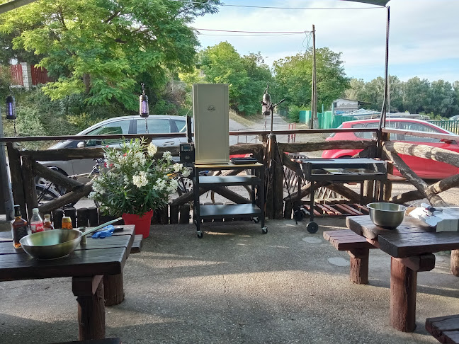 Tájoló Bisztró Dunaújváros