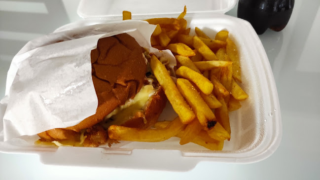 Opinii despre New City Ételbár în Hajdúböszörmény - Vendéglátás