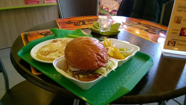 Esztergom, Széchenyi tér 13, 2500