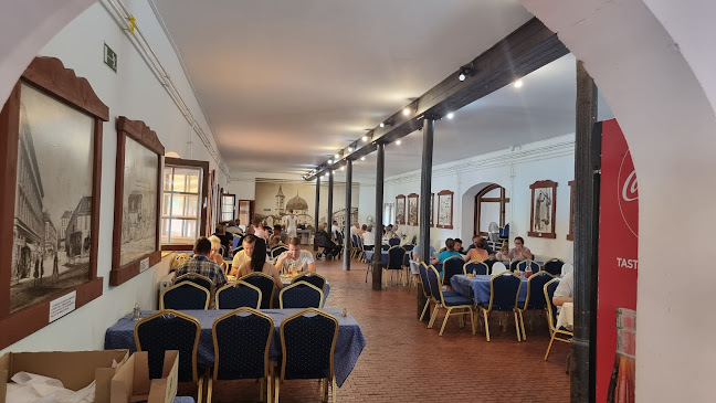 Opinii despre Toldi Rendezvényház Étterem és Vándor Panzió în Üszögpuszta - Vendéglátás