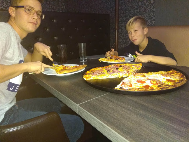 Random House Étterem - Vendéglátás