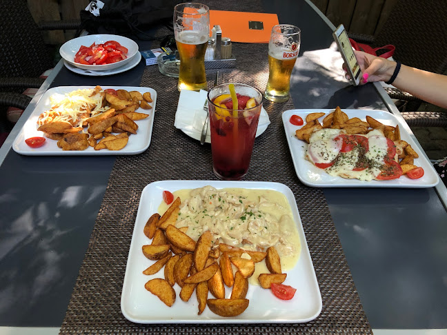 Siófok, Fő u. 198, 8600