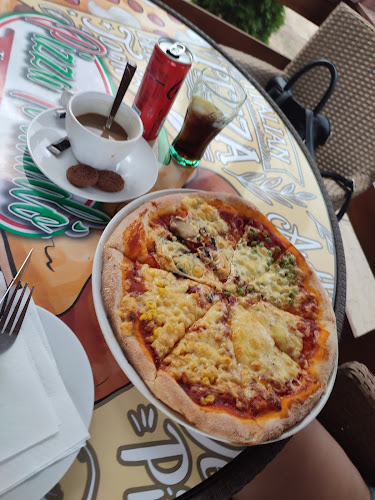 Pizza Tornádó és Amstel Söröző