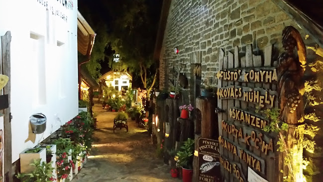 Comentarii opinii despre Régi Idők Udvara Skanzen és Étterem