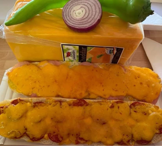 Comentarii opinii despre Monori Lángos faló büfé