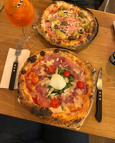 La Piccola Napoli pizzéria - Budapest