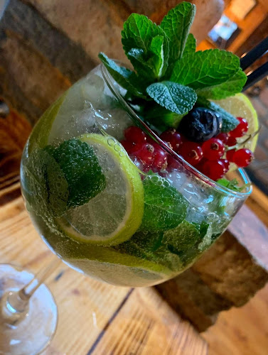 Comentarii opinii despre Kes Pub - Étterem Bük