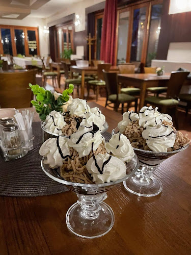 Opinii despre Kálmán Terasz Étterem | Pizzéria | Rendezvény în Siófok - Vendéglátás