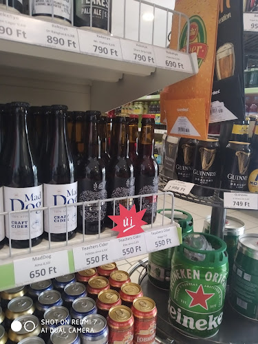 Comentarii opinii despre M3 Sztráda Italdiszkont