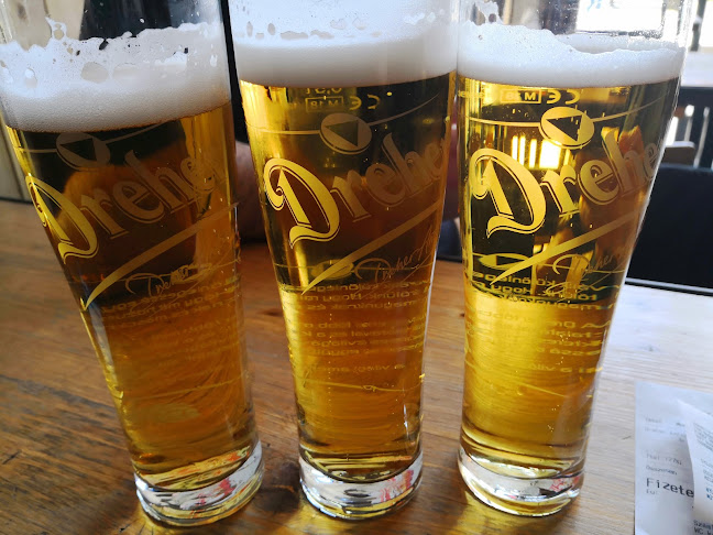 Comentarii opinii despre Piros Hetes presszó